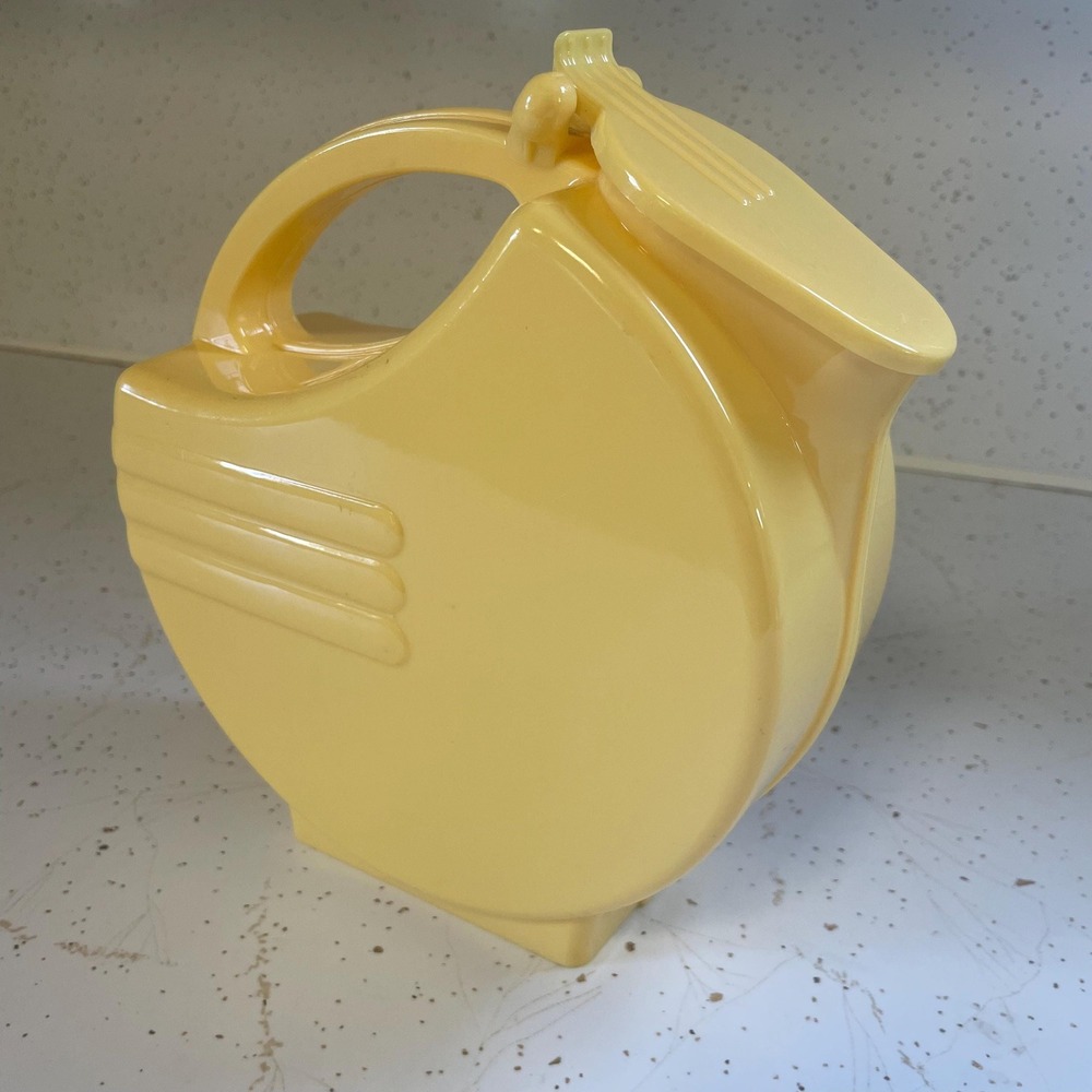 VTG 50s Art Deco Canary Yellow Plastic Disc Pitcher Mid-Century Atomic Retro